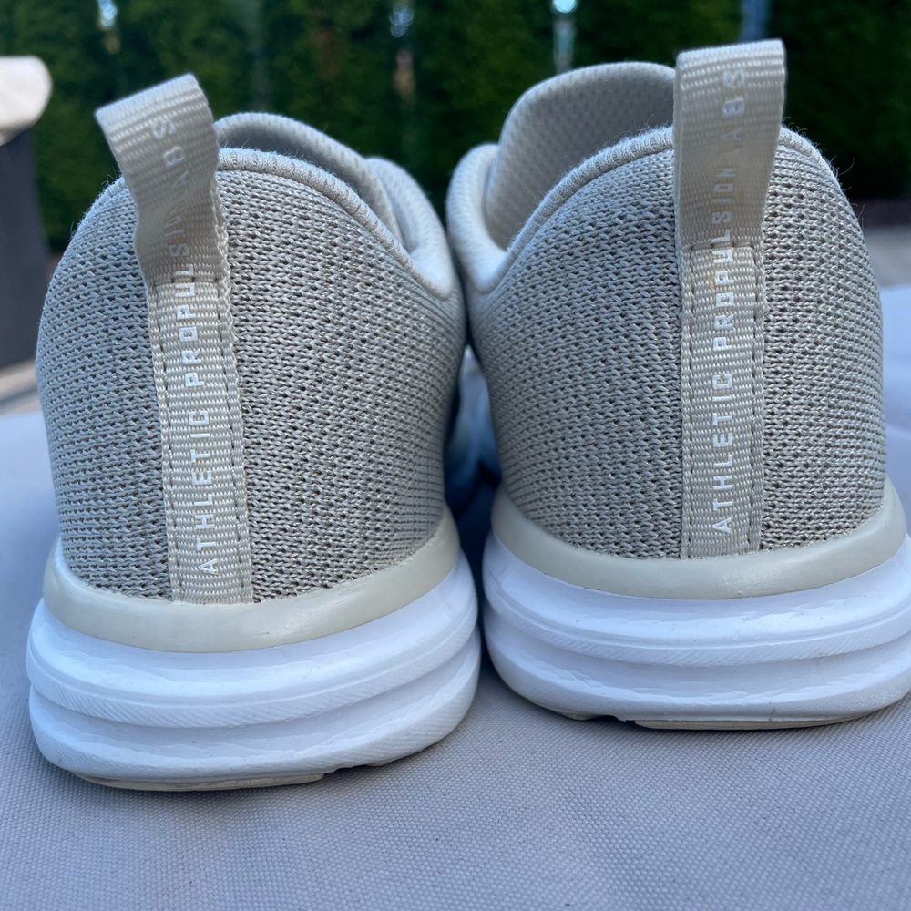 APL - Picture 2 of 14